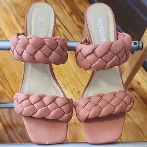 Soda Women's Braided Strap Sandals - Coral